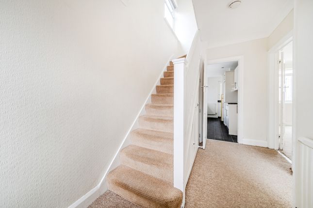 Ganesburgh, 14, Haslemere Road, Windsor photo 4