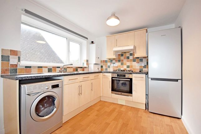 Flat 3, 50 Durrants Road, Rowland's Castle photo 2