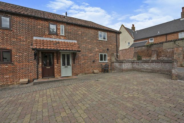 1 bed end terrace house for sale in Chandlers Hill, Wymondham, Norfolk NR18