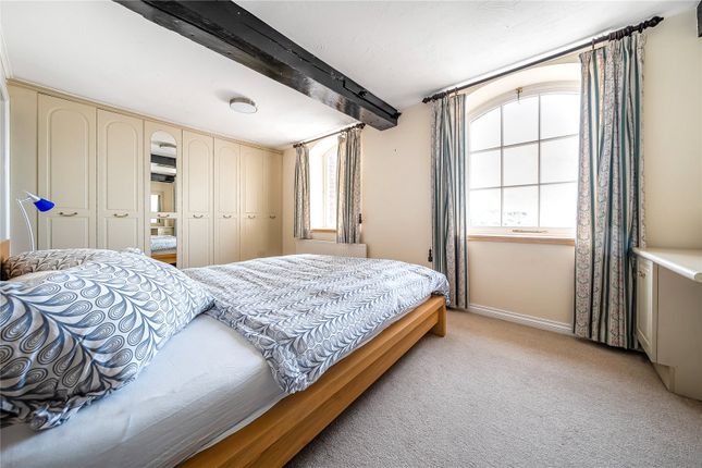 Flat 7, Porters House, Town Quay photo 4