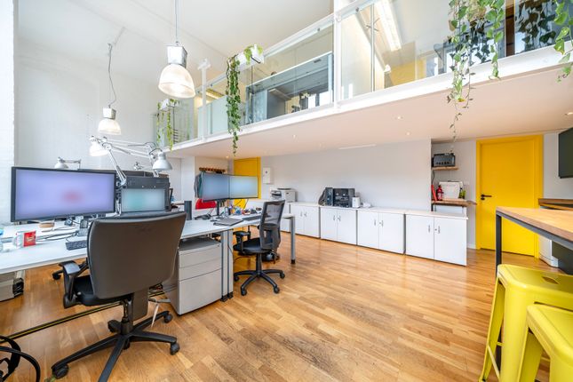 Office to let in Unit 1G, The Chandlery, 50 Westminster Bridge Road, London