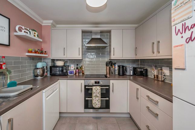 Apartment 2, Peake House, 37, Smedley Close, North Walsham photo 4