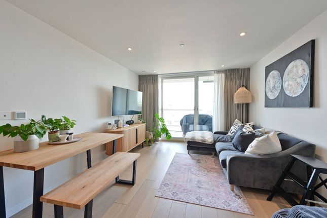 Thumbnail Flat for sale in Upper Richmond Road, East Putney, London