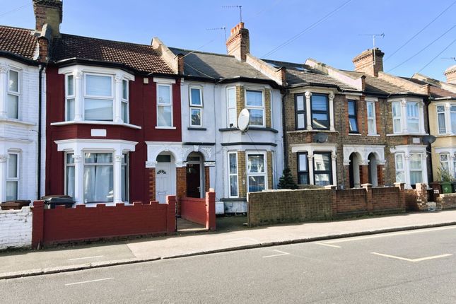 Thumbnail Terraced house to rent in Fulbourne Road, London