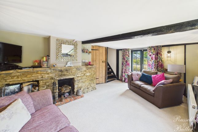 Dove Cottage, 1 Stratford Road, Milton Keynes photo 2