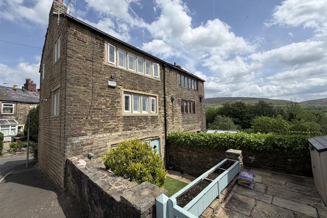 3-bed house on Holly Bank Cottage, 403, Wakefield Road, Stalybridge, £299,950