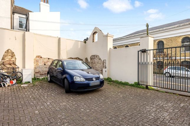 All Saints Mews, Brighton photo 3