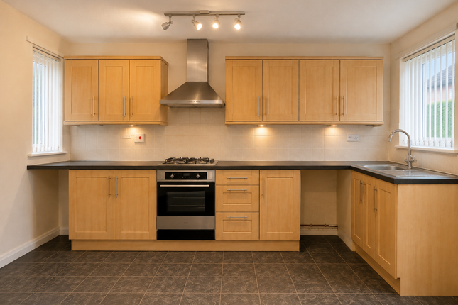 6, Browning Road, Huddersfield west yorkshire photo 4