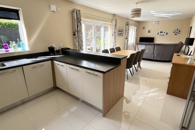 Detached house for sale in Queens Close, Countesthorpe, Leicester, Leicestershire.