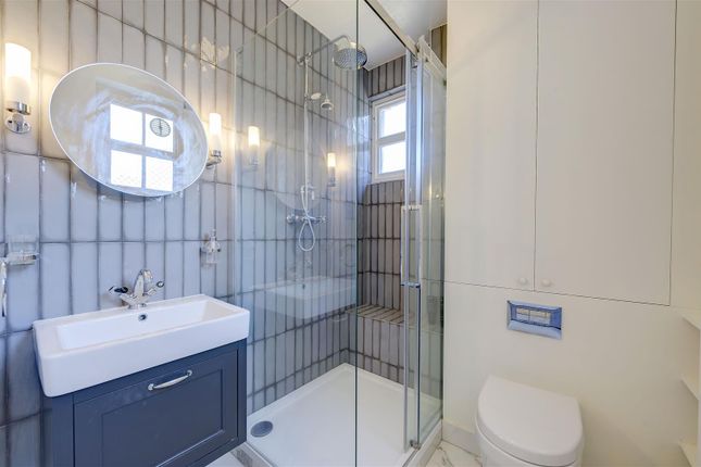 Flat for sale in Walton Street, Chelsea