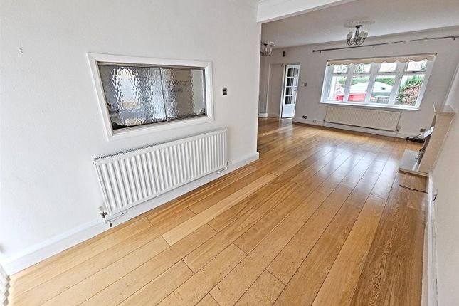 46, Conway Crescent, Pontypridd photo 4