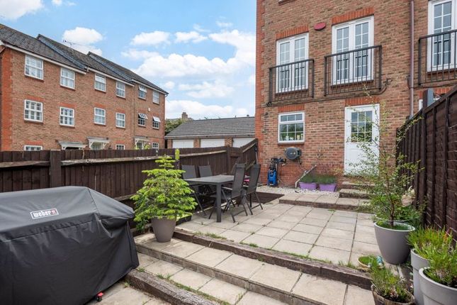 End terrace house for sale in Hawley Road, Dartford