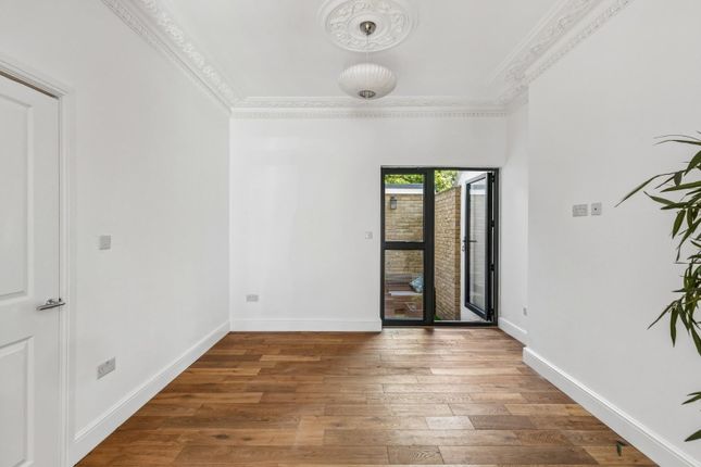 85, Raleigh Road, Haringay photo 4