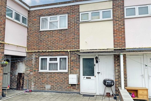 3-bed flat on 24, Long House, Bush Fair, HARLOW, £150,000