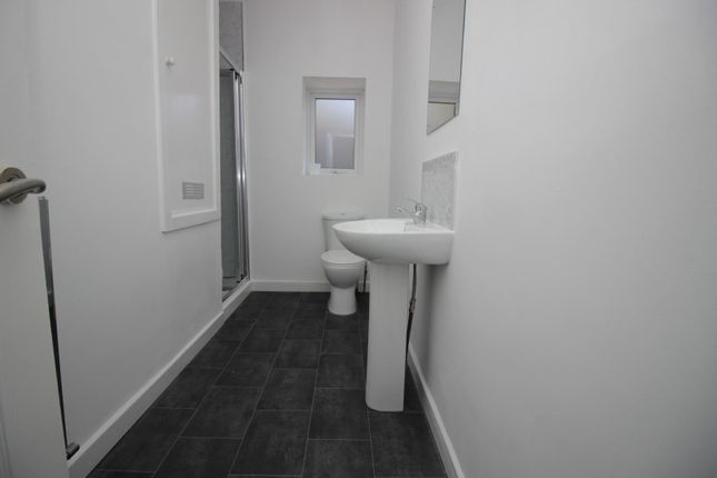 9, Thompson Street, Darwen photo 4