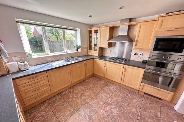 Property to rent in Calke Close, Loughborough