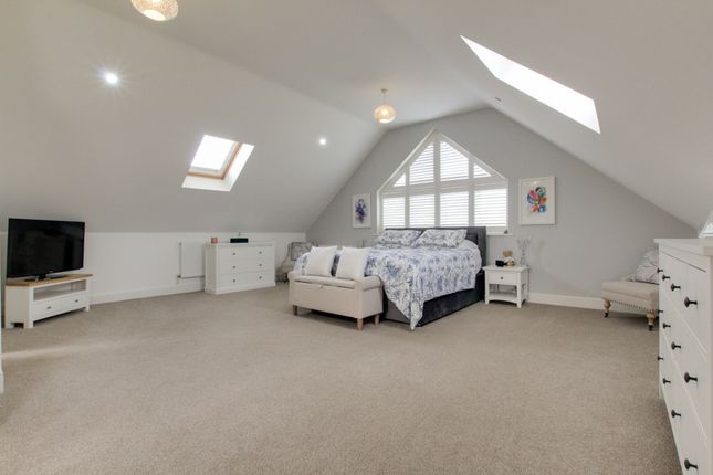 Detached bungalow for sale in South Hanningfield Way, Wickford