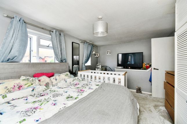 101, Central Avenue, Peacehaven photo 3