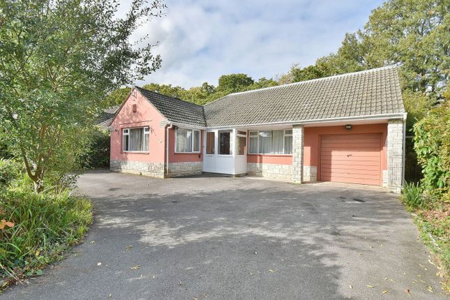 11, Longacre Drive, Ferndown photo 3