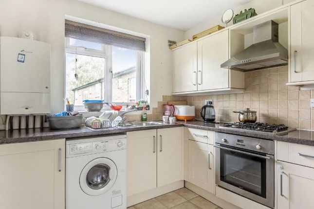 Thumbnail Flat to rent in Millway Close, Oxford