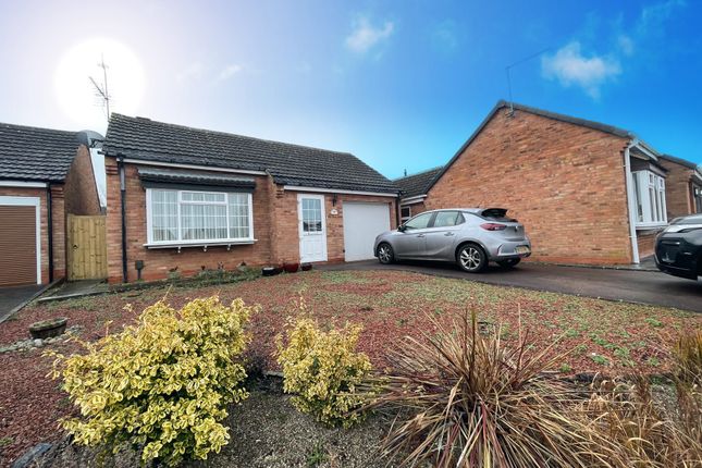 Thumbnail Detached bungalow to rent in Cranwell Drive, Wellesbourne, Warwick