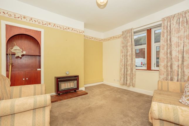Braemar Avenue, Dumfries photo 3
