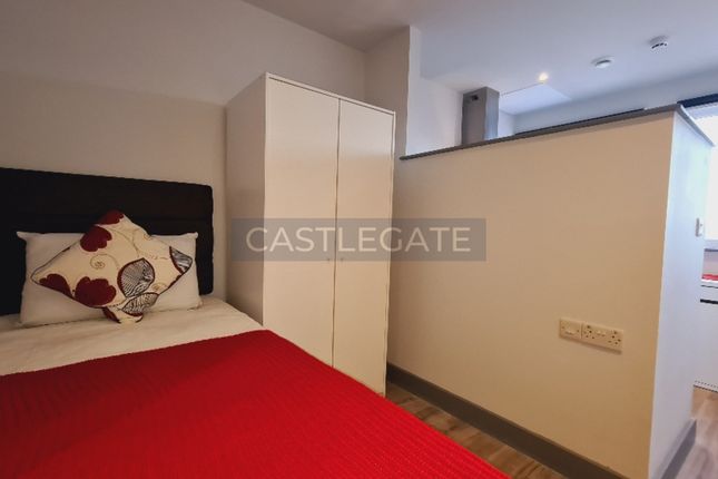 Renaissance Works, Room 114, 103 New Street, Huddersfield, West Yorkshire, HD1 2Tw (4)