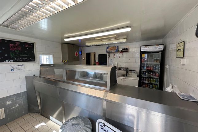 Thumbnail Restaurant/cafe for sale in Fish &amp; Chips WF9, South Kirkby, West Yorkshire