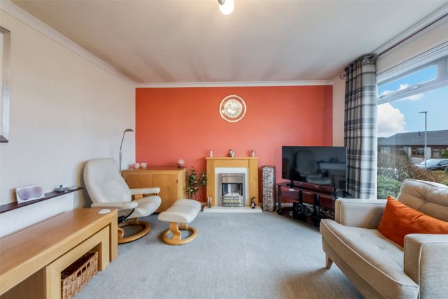 "Johnshaven", 8, Tullich Terrace, Tillicoultry photo 3