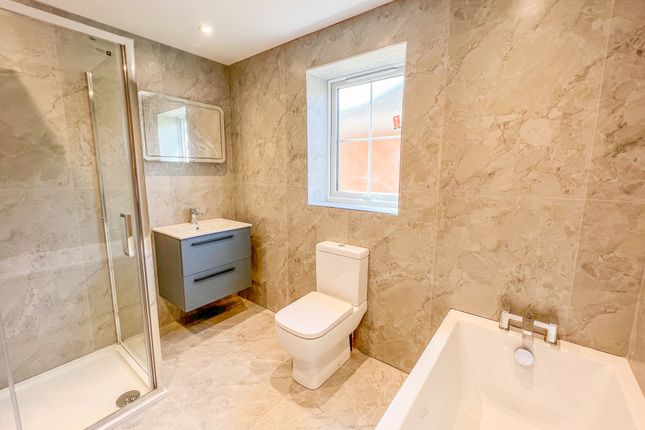 Semi-detached house for sale in Plumberow Avenue, Hockley