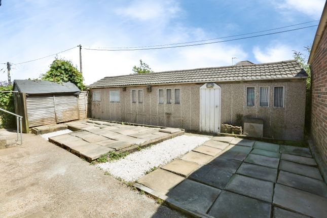 1, Freegrounds Close, Southampton photo 4