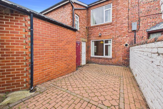 37 Brighton Gardens, Gateshead photo 4
