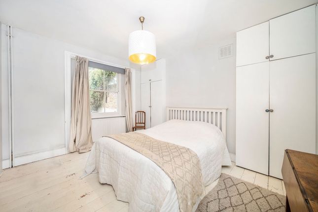 8A, Moulins Road, London photo 4
