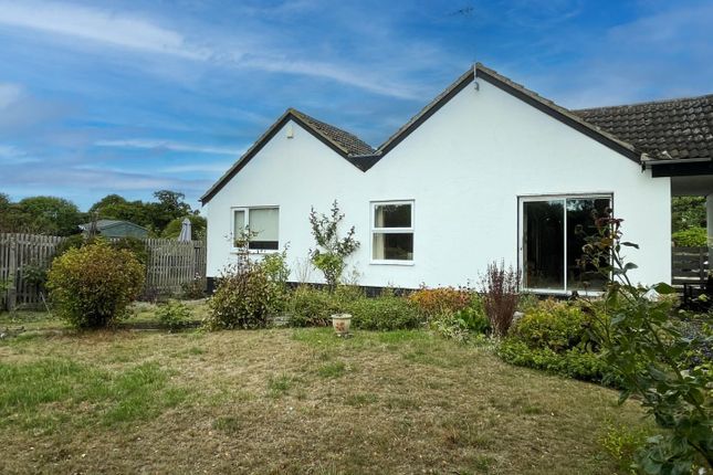 3-bed semi-detached on 5, Chestnut Close, Sawston, Cambridge, £450,000