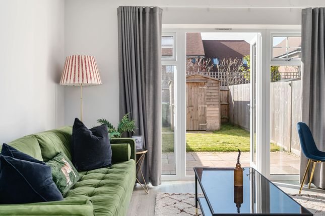 101 The Boulevard, Horsham photo 2