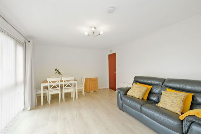 13, Cairnlee Crescent North, Aberdeen photo 3