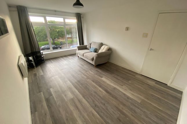 8, Conifer Rise, Northampton photo 4