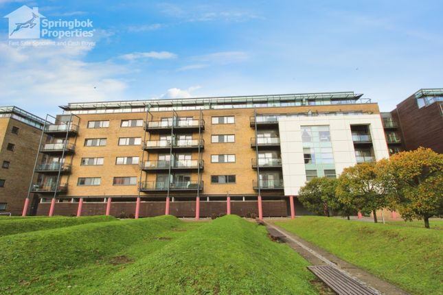 Flat for sale in Ferry Court, Cardiff, South Glamorgan