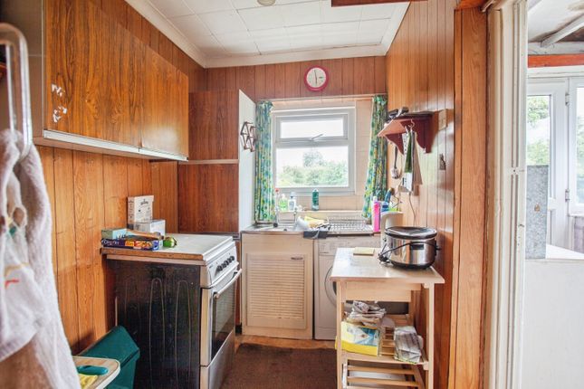 4, Hollingwood View, Sheffield photo 4