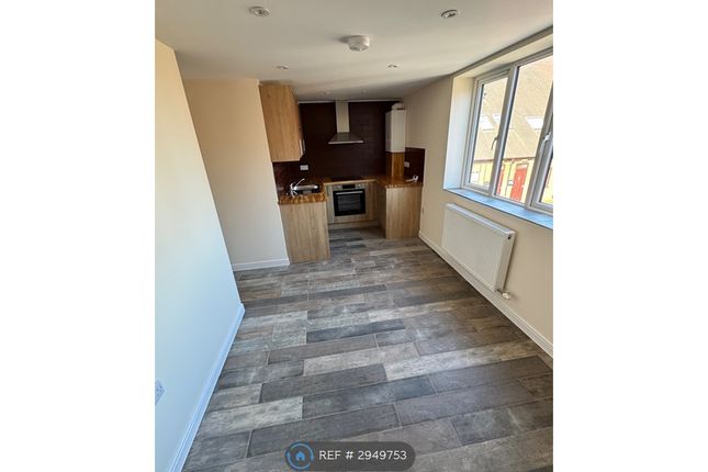 Flat F, Victoria Road, Ferndown photo 2