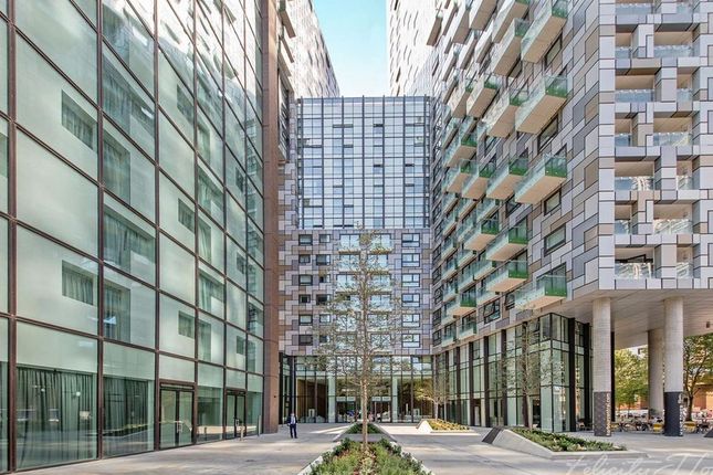 Thumbnail Flat for sale in Duckman Tower, Canary Wharf