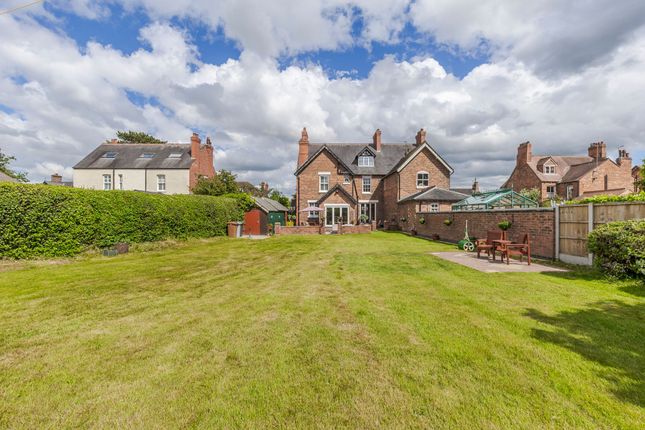 135 Wistaston Road, Nantwich photo 2