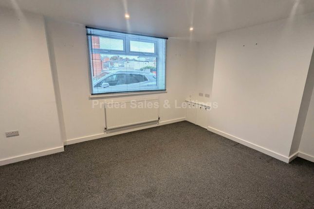 12, Wilson Street, Lincoln photo 3