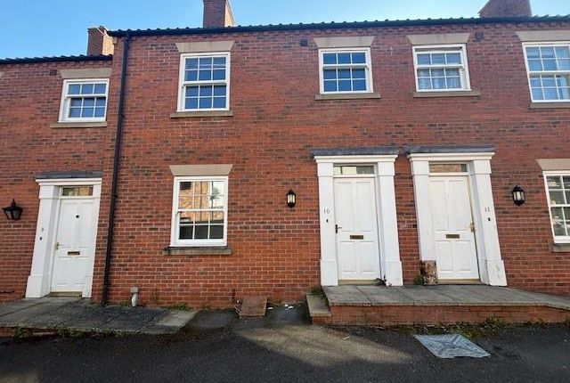 Thumbnail Terraced house to rent in Mawers Yard, Kidgate, Louth