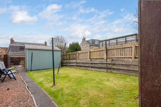 Semi-detached house for sale in Rumblingwell, Dunfermline