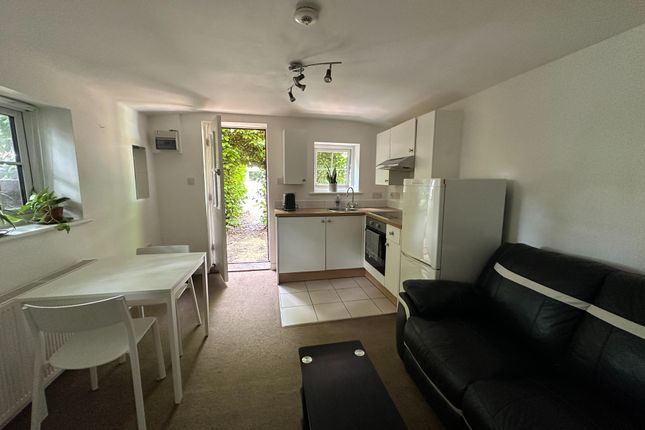 15, Zinzan Street, Reading photo 3