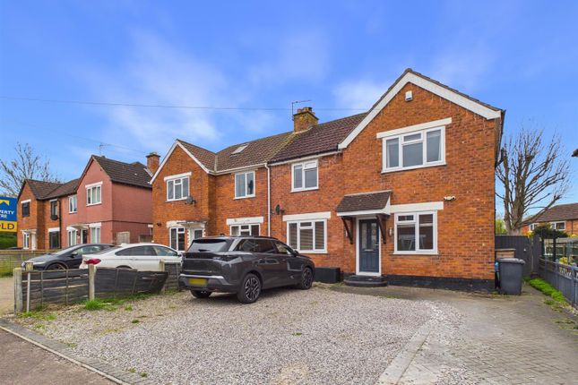 4-bed house on 12, Henley Place, Gloucester, £365,000