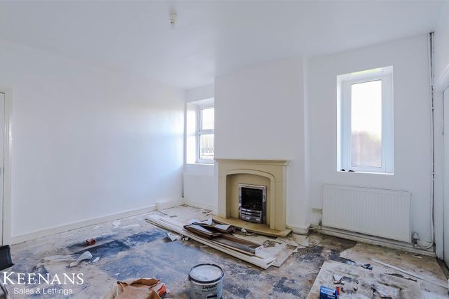 254, Todmorden Road, Bacup photo 4