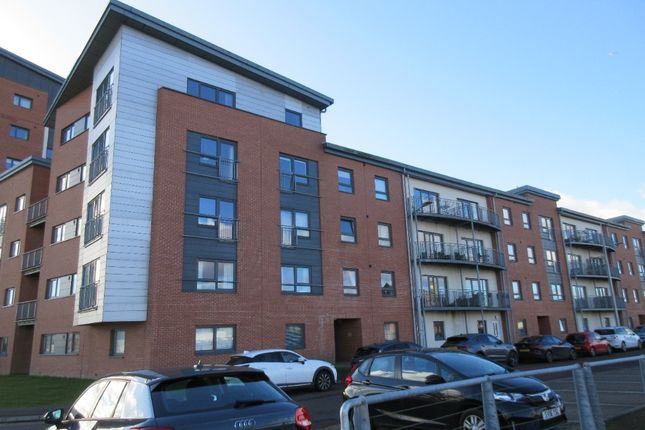 Thumbnail Flat to rent in South Victoria Dock Road, City Centre, Dundee