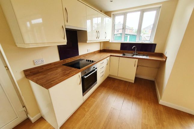 168, Addison Road, Rugby photo 2